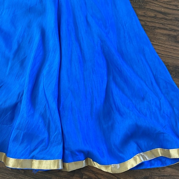 Indian women dress - Picture 6 of 11